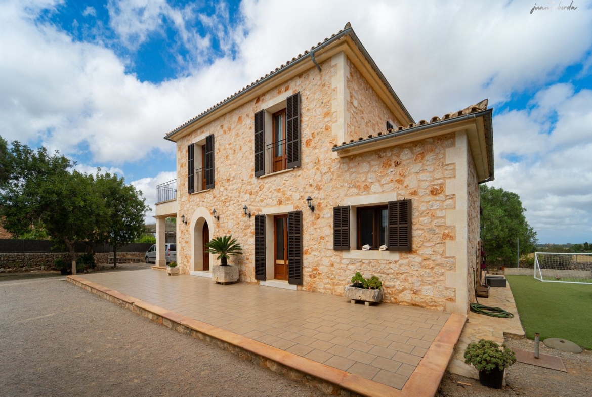 Stone Country House with Pool in Ses Salines | 3 Bed, 15,000 m² Plot