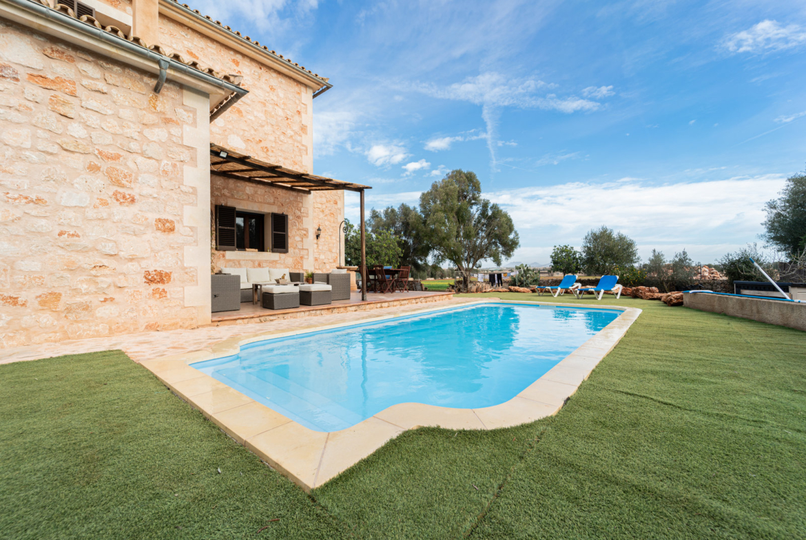 Stone Country House with Pool in Ses Salines | 3 Bed, 15,000 m² Plot