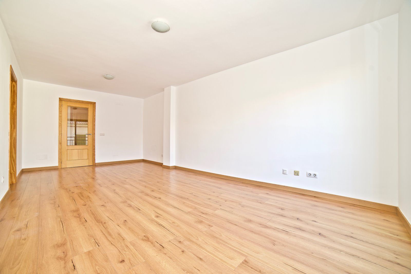 13-1183-Villasyfincasmallorca.jpg Unmöblierte 3-Zimmer-Wohnung zur Miete mit Aufzug im Zentrum von Campos