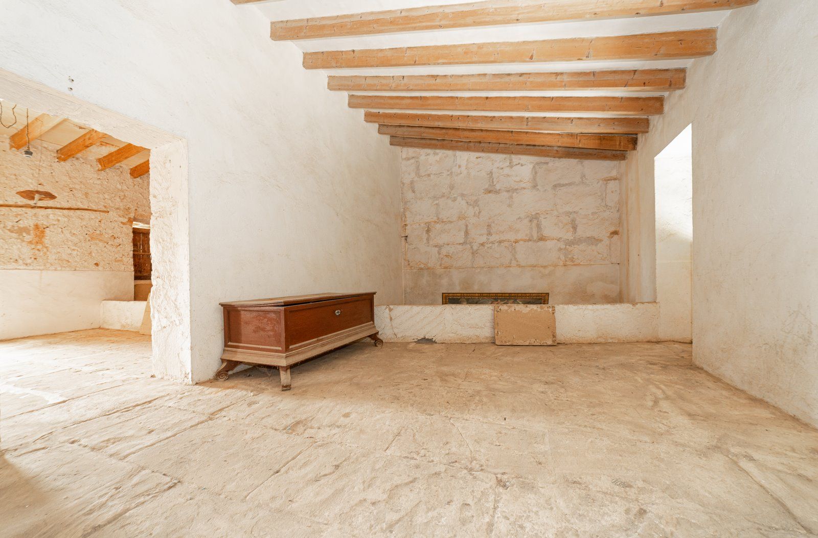 13-1201-Villasyfincasmallorca.jpg Casa de pueblo en Es Llombards con patio y terraza | 278 m²