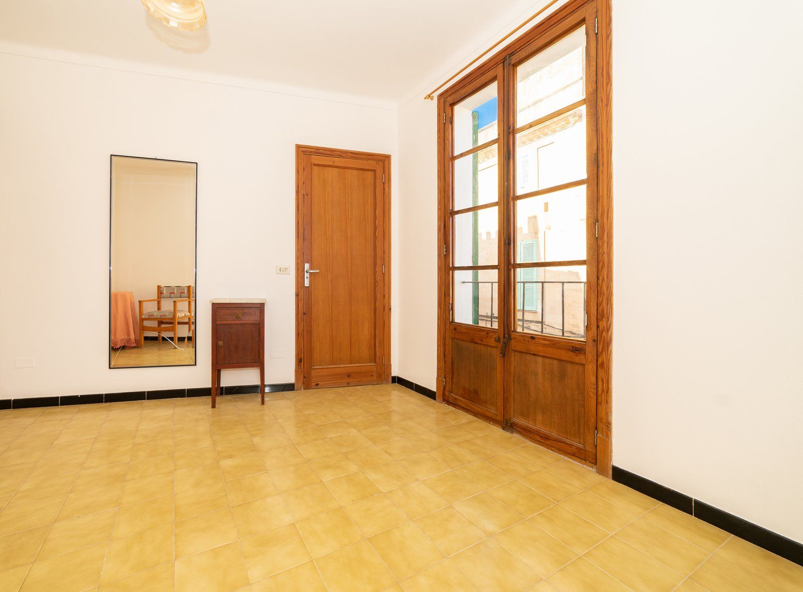 Townhouse for Rent in Ses Salines with Rooftop Terrace