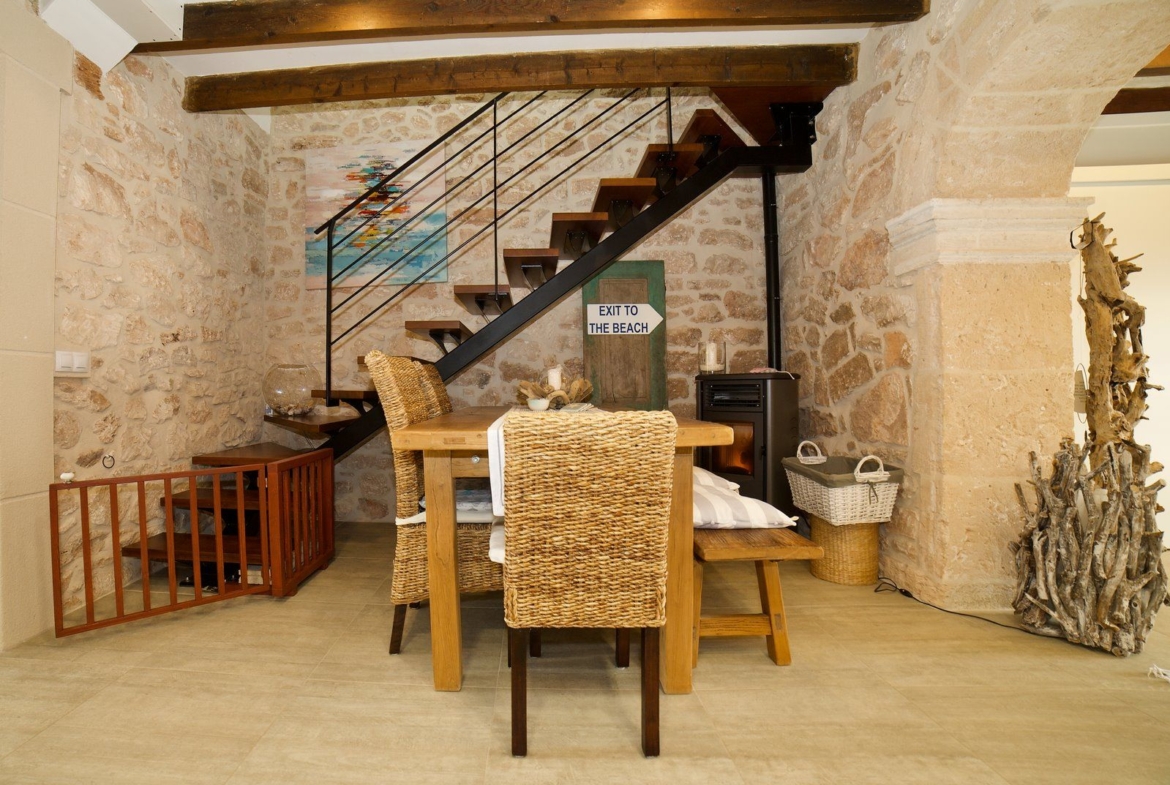 Renovated Village House with Garden for Rent in Ses Salines