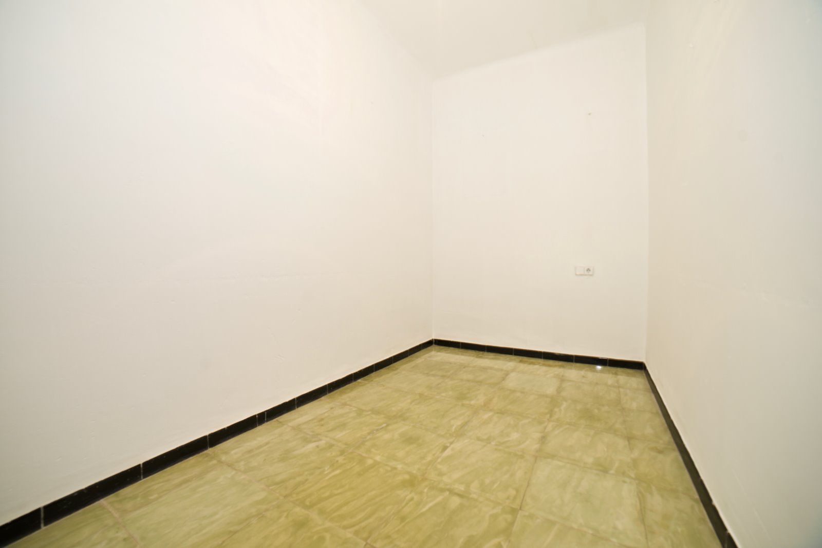 13-423-Villasyfincasmallorca.jpg Spacious Village House With Patio, Terrace & Fireplace in Ses Salines