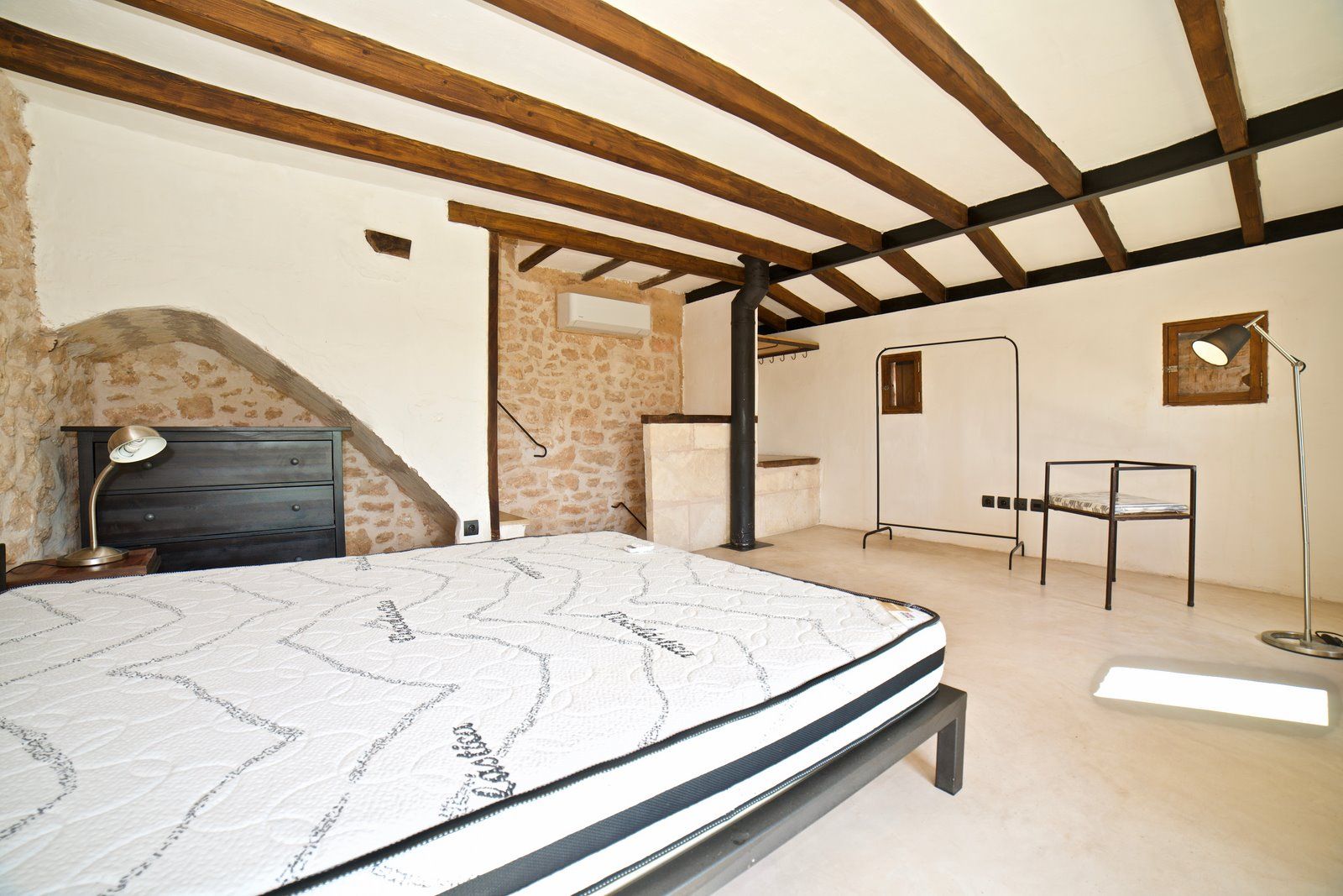 13-909-Villasyfincasmallorca.jpg Country House for Rent in Santanyí – Restored Mill on 15,000 m² Estate