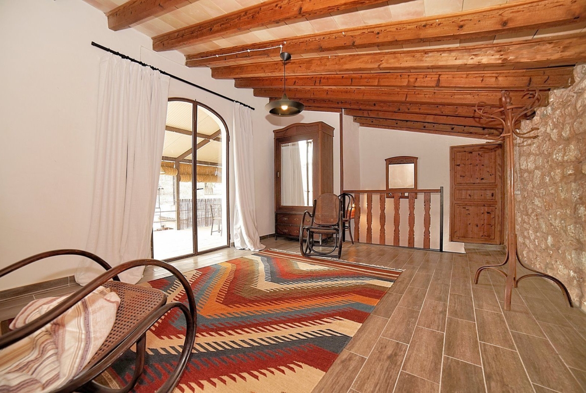 Casa de pueblo en alquiler en Ses Salines con jardín y terraza