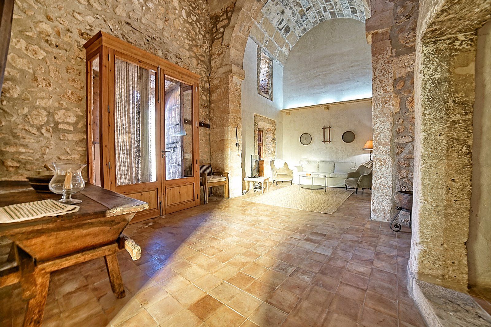 13-Villasyfincasmallorca-1.jpg Restored 17th-Century Windmill for Rent in Algaida, Mallorca