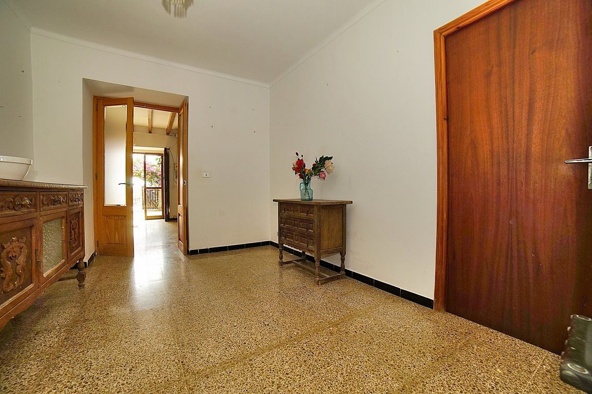 Casa de pueblo con jardín y piscina en alquiler, Es Llombards