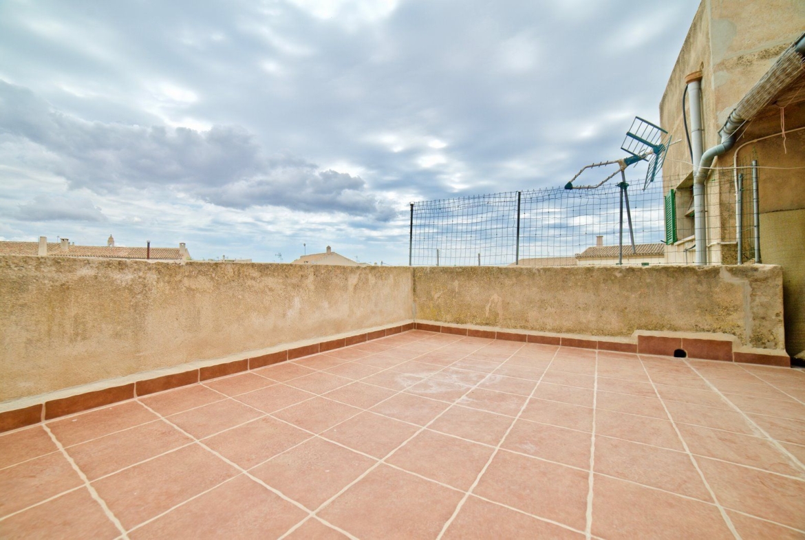Ático en alquiler con terraza en Ses Salines · 3 hab.