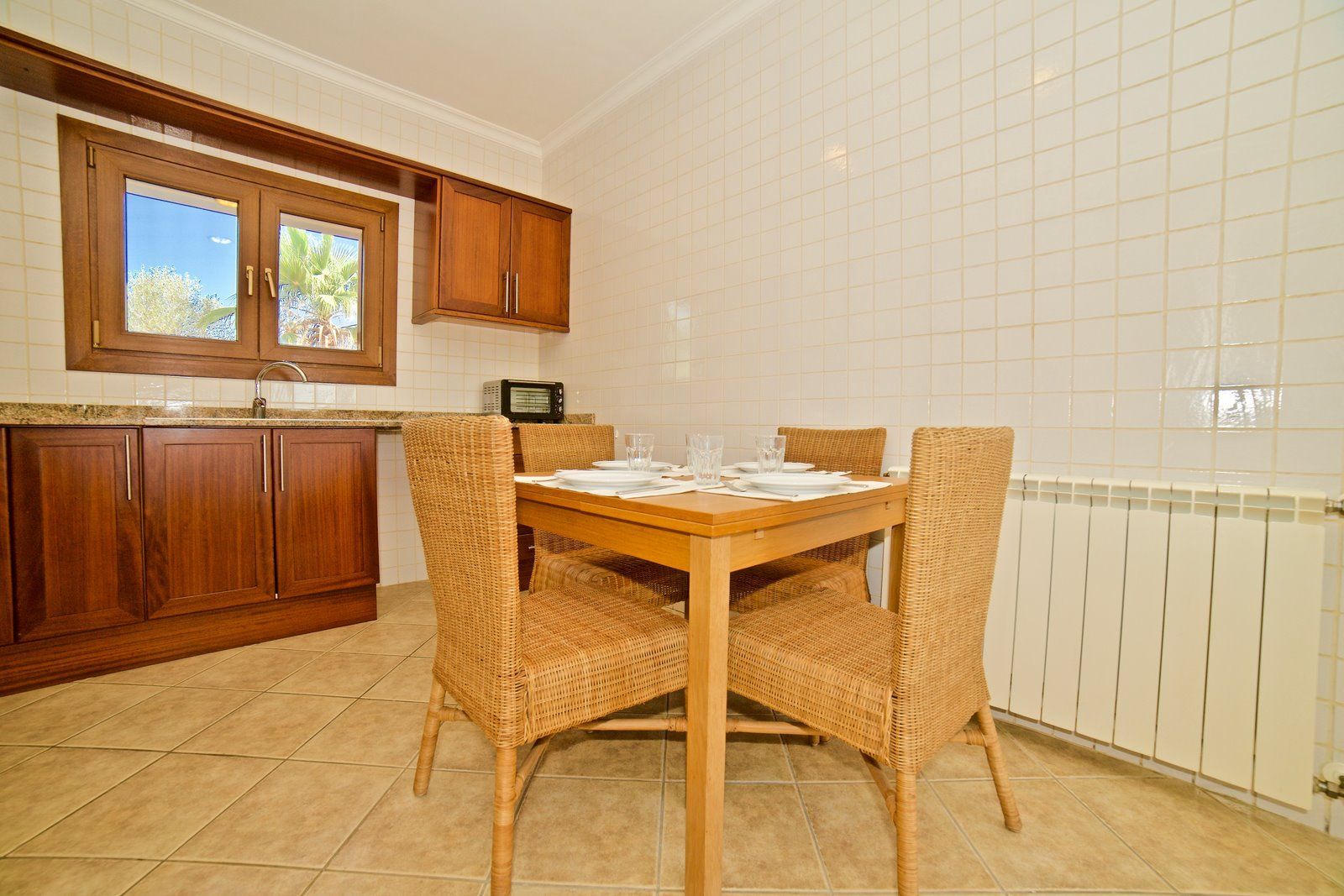 Country Home for Rent with Private Pool Near Campos