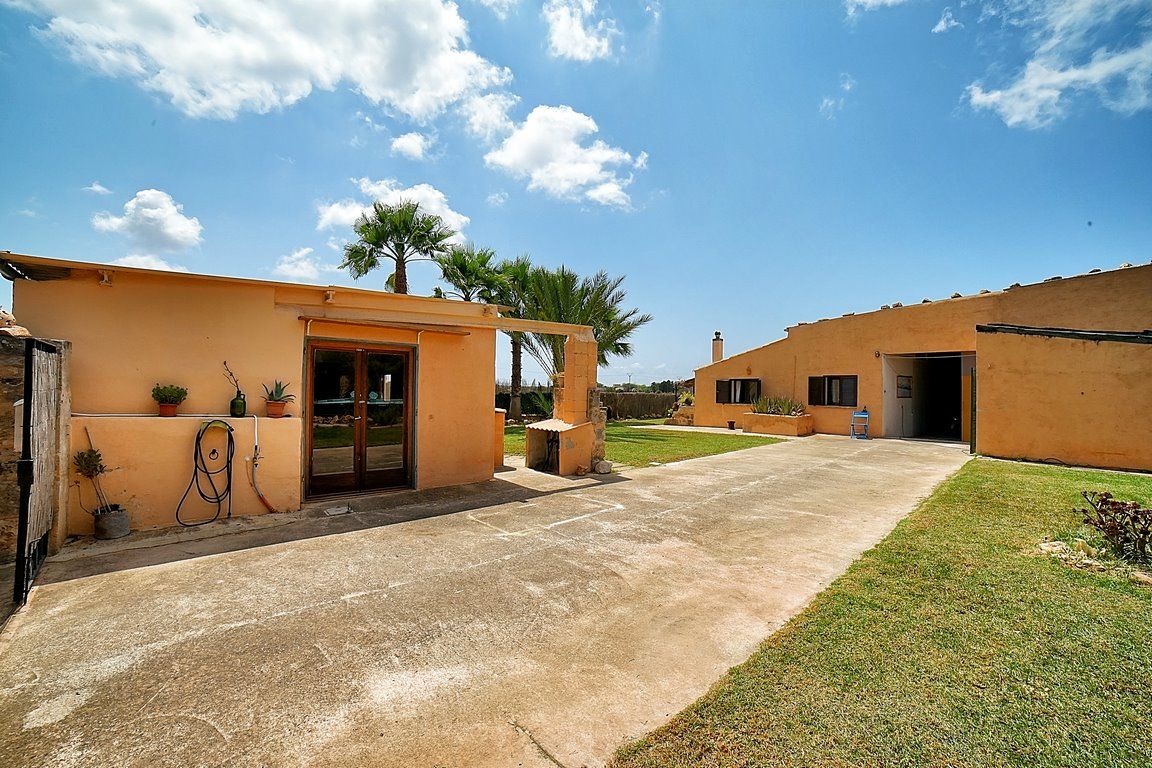 Casa de campo con piscina en alquiler junto a Ses Salines