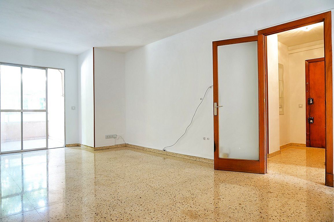 Piso con gran terraza y balcón en venta en Palma de Mallorca