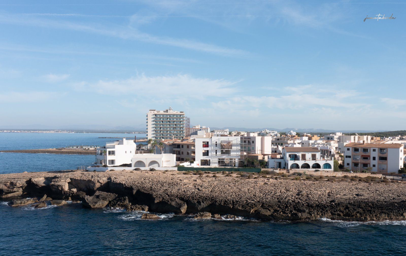 1300-Casa-en-primera-de-linea-de-mar-en-venta-en-Colonia-Sant-Jordi-Copiar.jpg Villa en primera línea de mar en Colonia de Sant Jordi