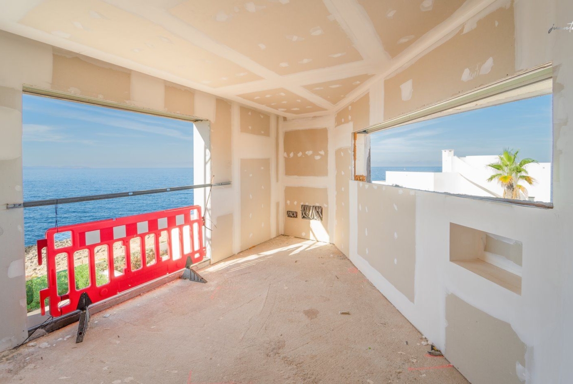 Villa en primera línea de mar en Colonia de Sant Jordi