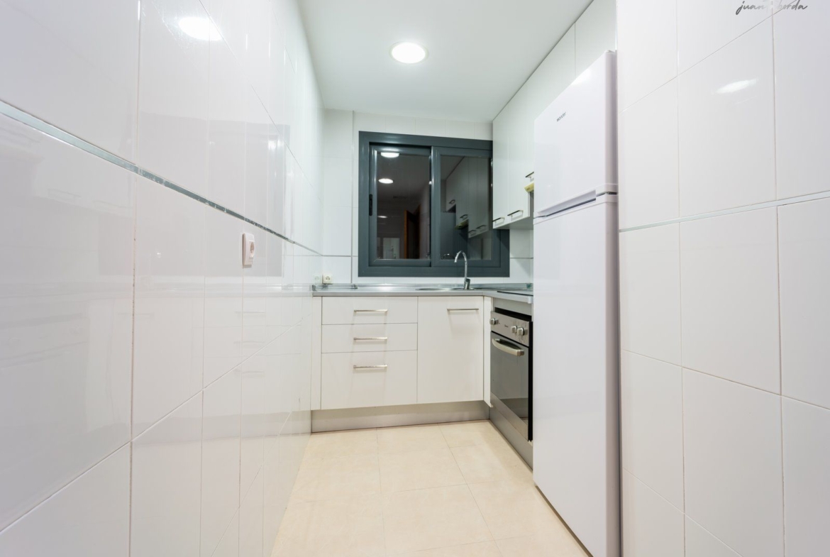 Dachgeschosswohnung in Campos, 2 Zimmer, Balkon & Aufzug