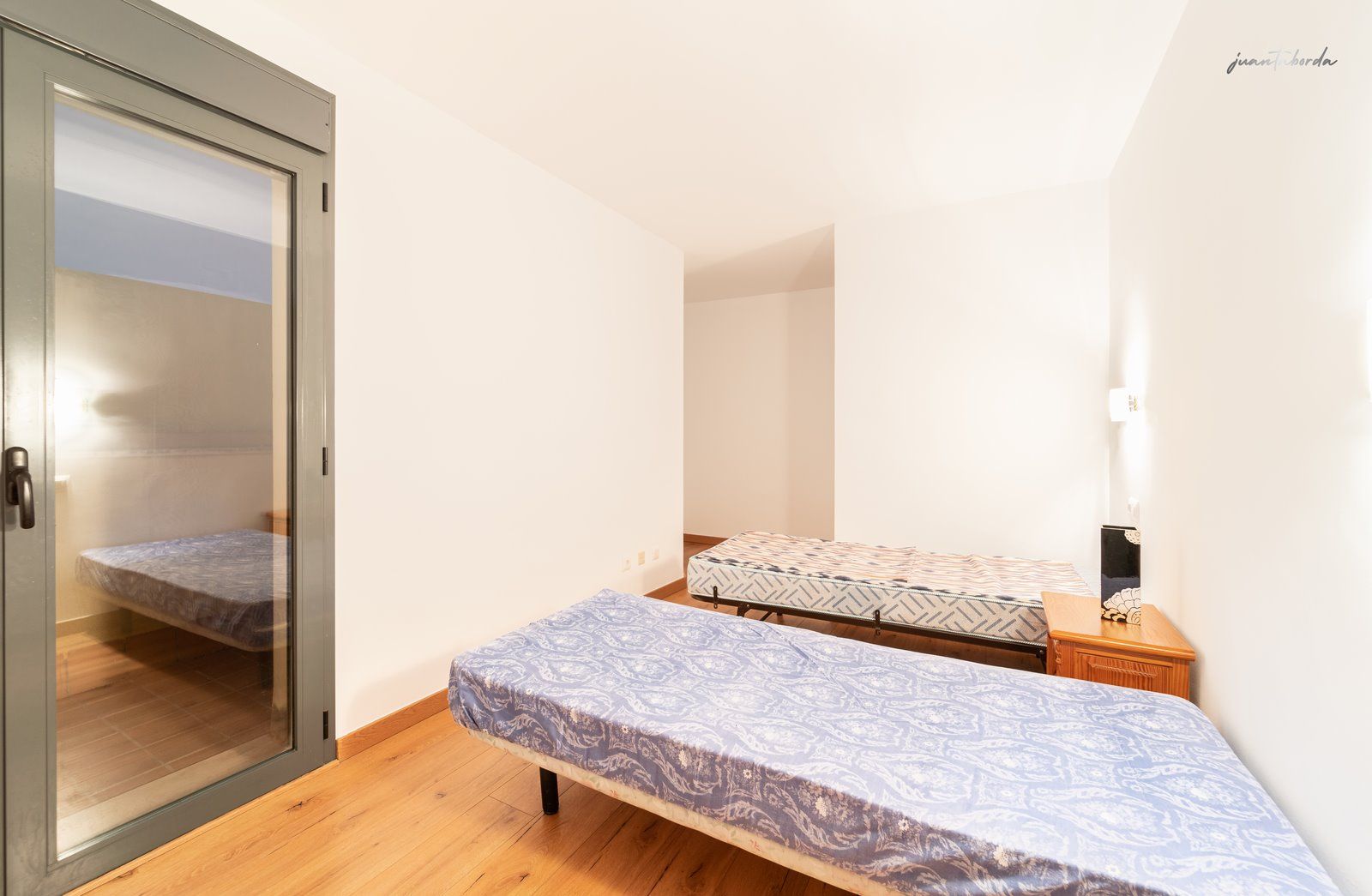Dachgeschosswohnung in Campos, 2 Zimmer, Balkon & Aufzug