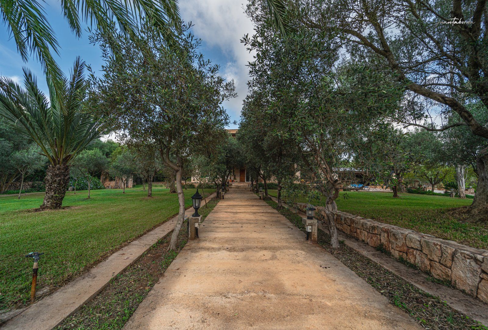 1314-Country-house-to-rent-in-Ses-Salines-2-Copiar.jpg Casa de campo en alquiler cerca de Ses Salines con vistas al mar