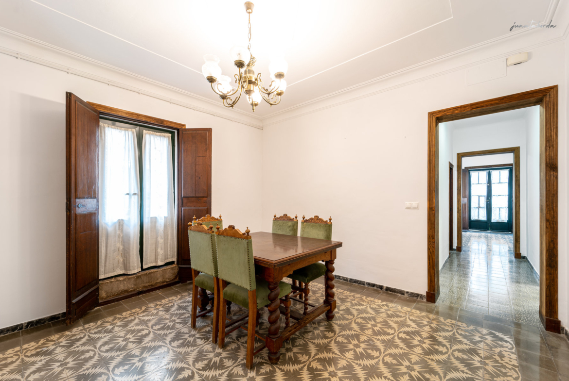 Planta baja reformada con garaje en Santa Catalina, Palma