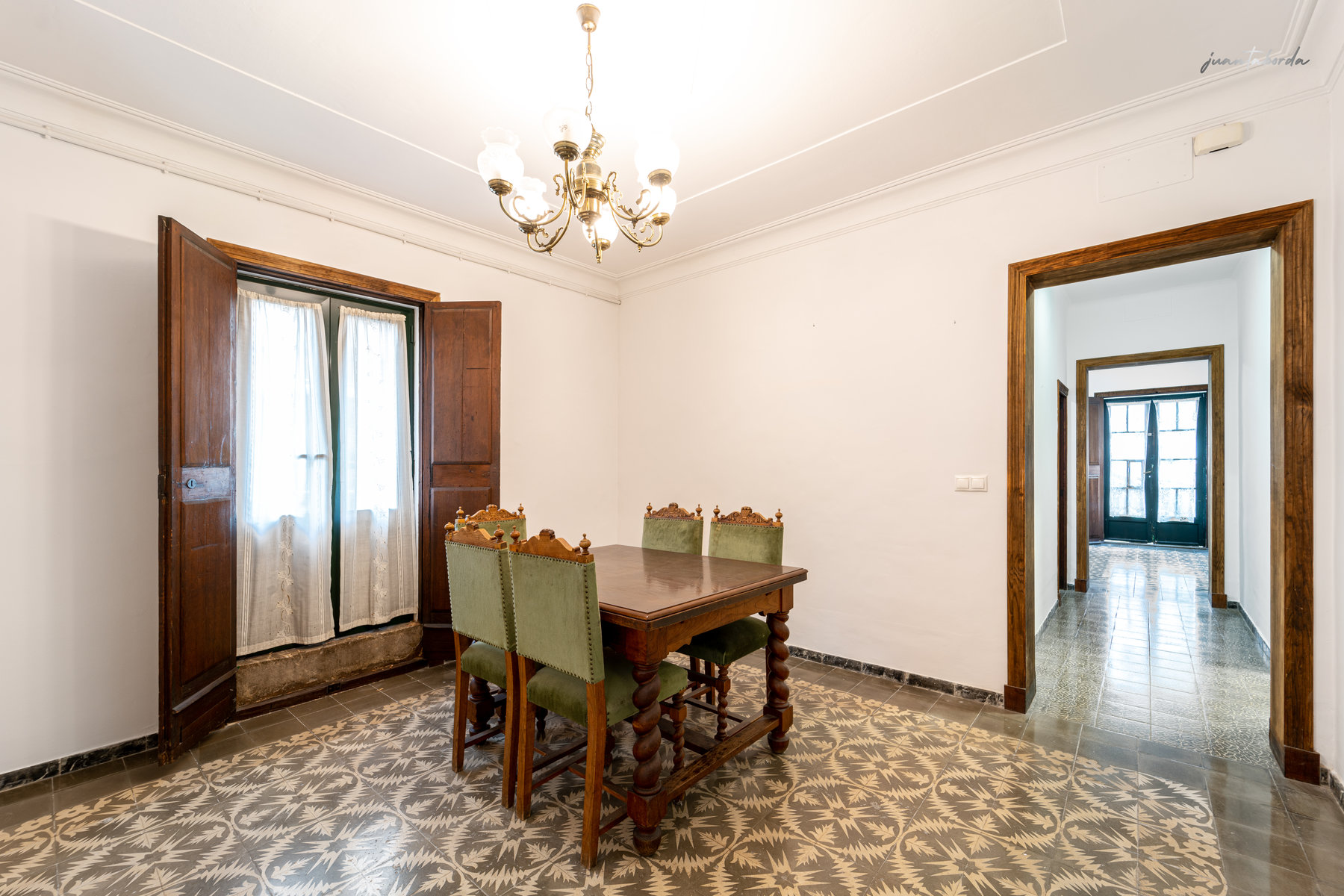 1316-Ground-floor-property-for-sale-in-Santa-Catalina-Palma-14.jpg Planta baja reformada con garaje en Santa Catalina, Palma