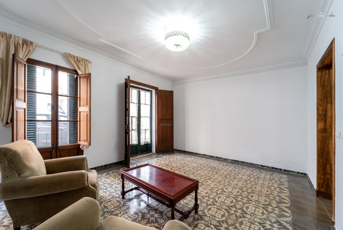 Planta baja reformada con garaje en Santa Catalina, Palma