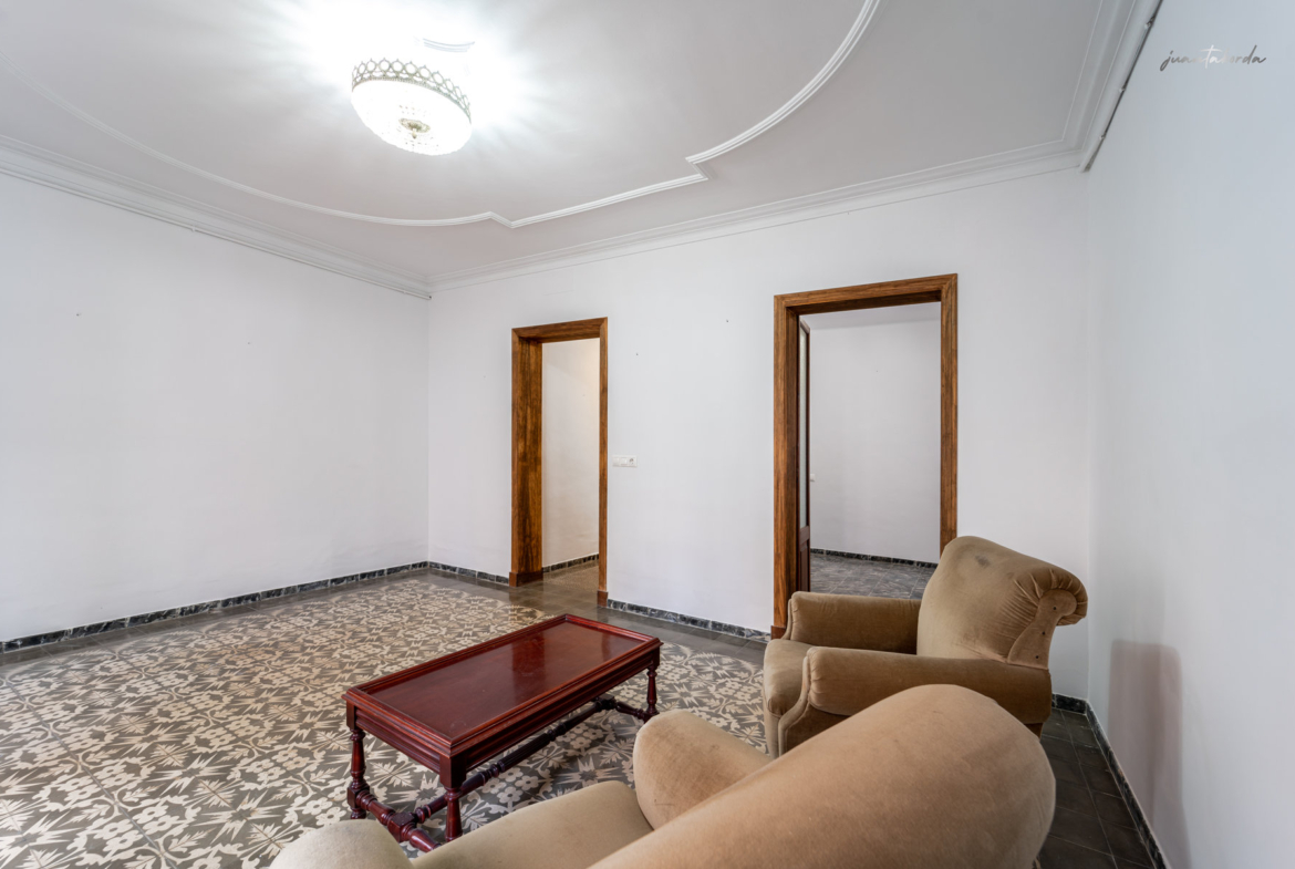 Planta baja reformada con garaje en Santa Catalina, Palma
