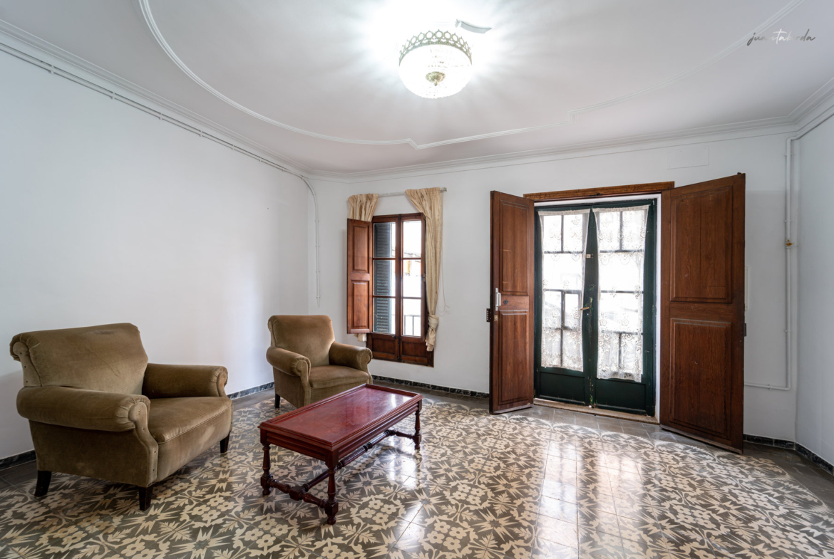 Planta baja reformada con garaje en Santa Catalina, Palma