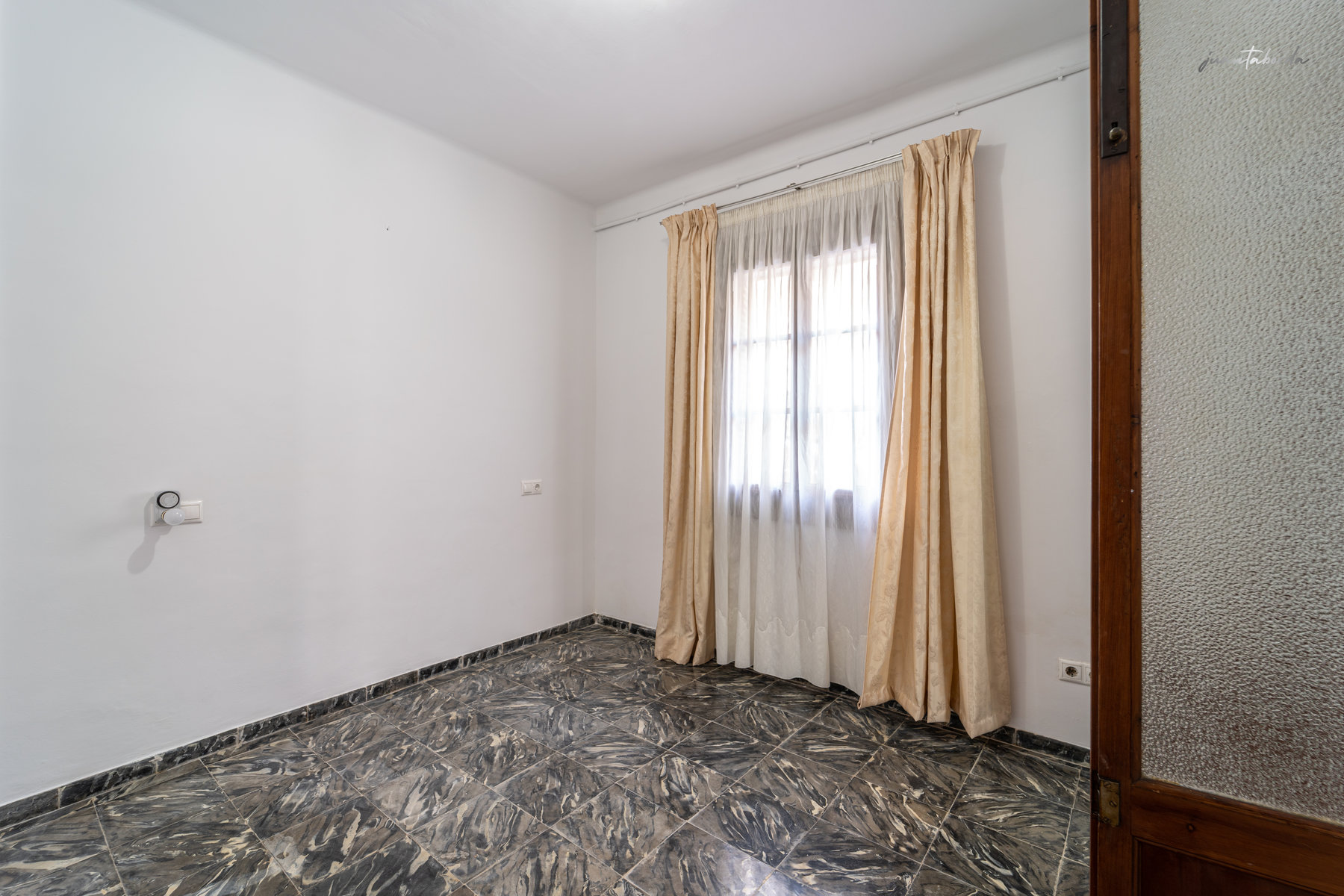 1316-Ground-floor-property-for-sale-in-Santa-Catalina-Palma-8.jpg Planta baja reformada con garaje en Santa Catalina, Palma
