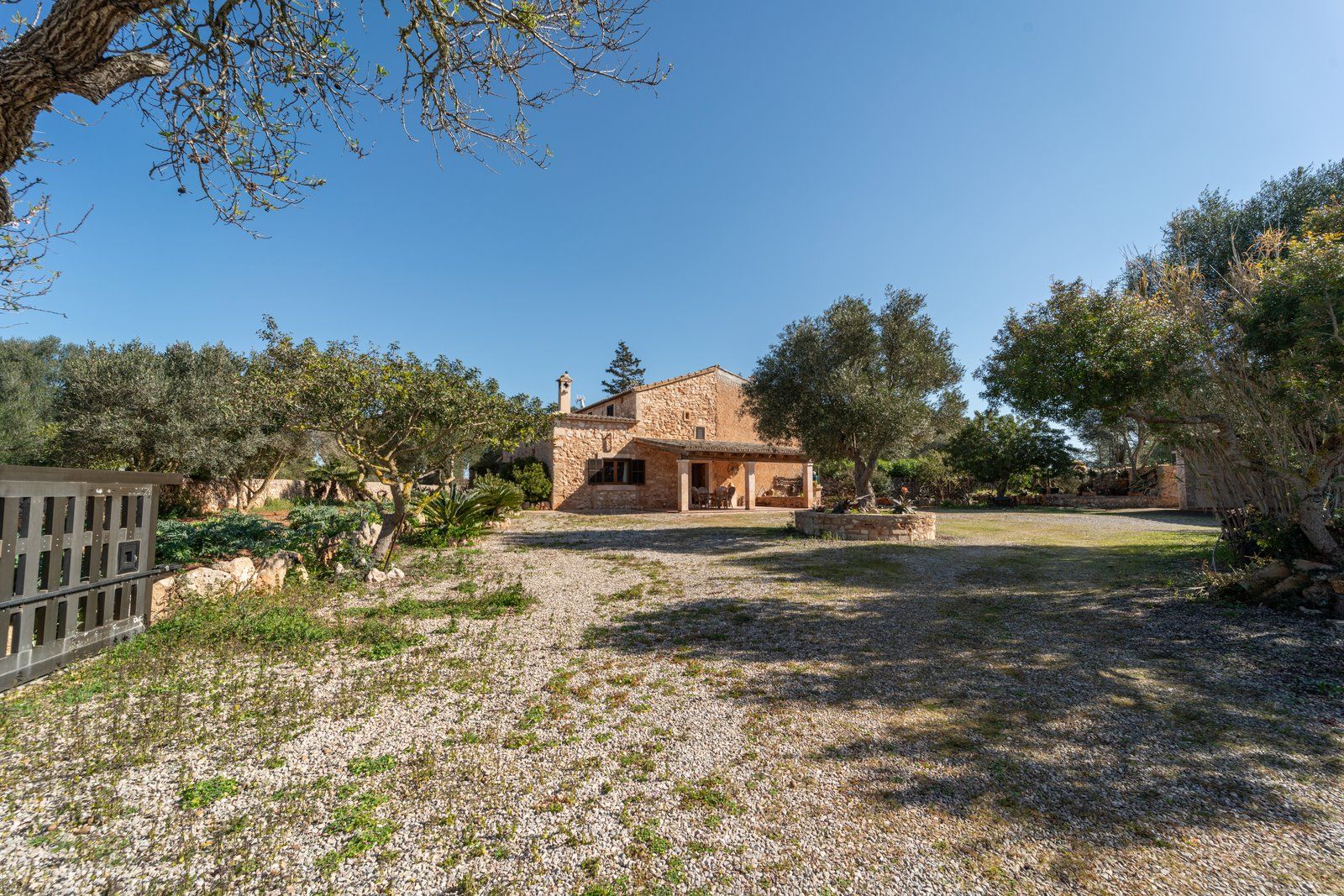 1320-Country-house-to-rent-next-to-Ses-Salines-6-Copiar.jpg Casa de campo en alquiler en Santanyí, junto a Es Llombards