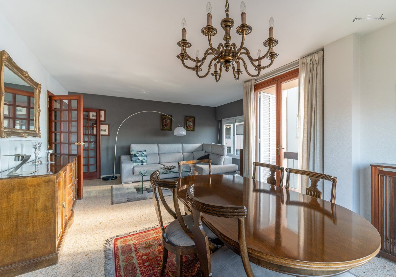 1327-Spacious-apartment-fro-sale-in-Santa-Catalina-Palma-de-Majorca-2-Copiar.jpg Spacious apartment for sale in Palma de Majorca
