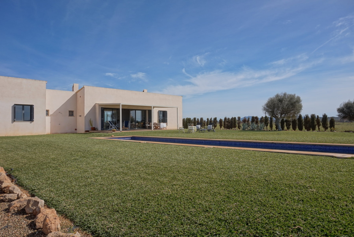 Casa de campo moderna junto a Es Trenc y Ses Covetes, Campos