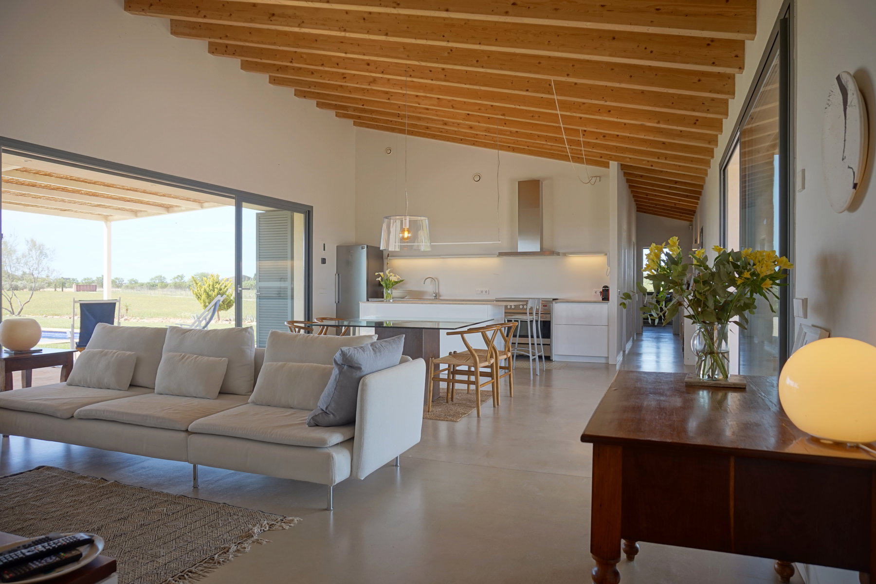 1353-Country-Estate-for-sale-in-the-Es-Trenc-area-VPT24040528.jpg Casa de campo moderna junto a Es Trenc y Ses Covetes, Campos