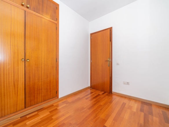Piso amplio en alquiler con parking en el centro de Manacor
