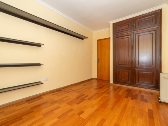 Piso amplio en alquiler con parking en el centro de Manacor