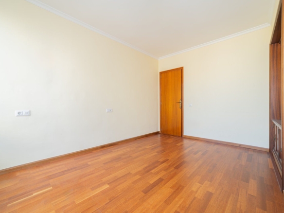 Piso amplio en alquiler con parking en el centro de Manacor