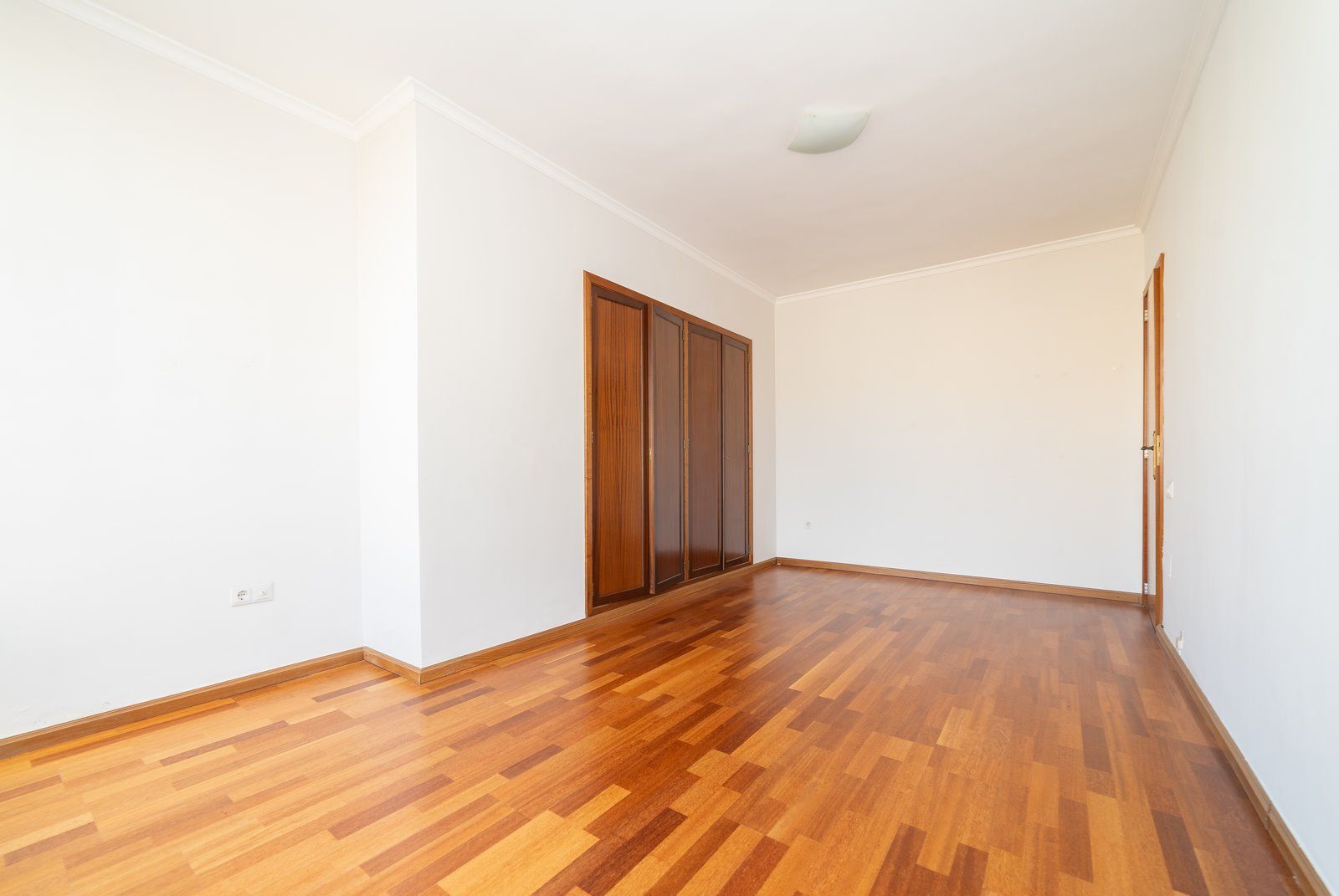 Piso amplio en alquiler con parking en el centro de Manacor