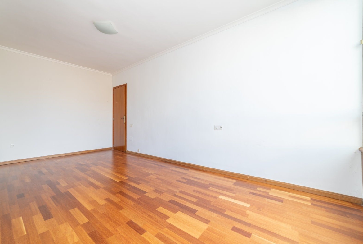 Piso amplio en alquiler con parking en el centro de Manacor