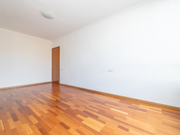 Piso amplio en alquiler con parking en el centro de Manacor