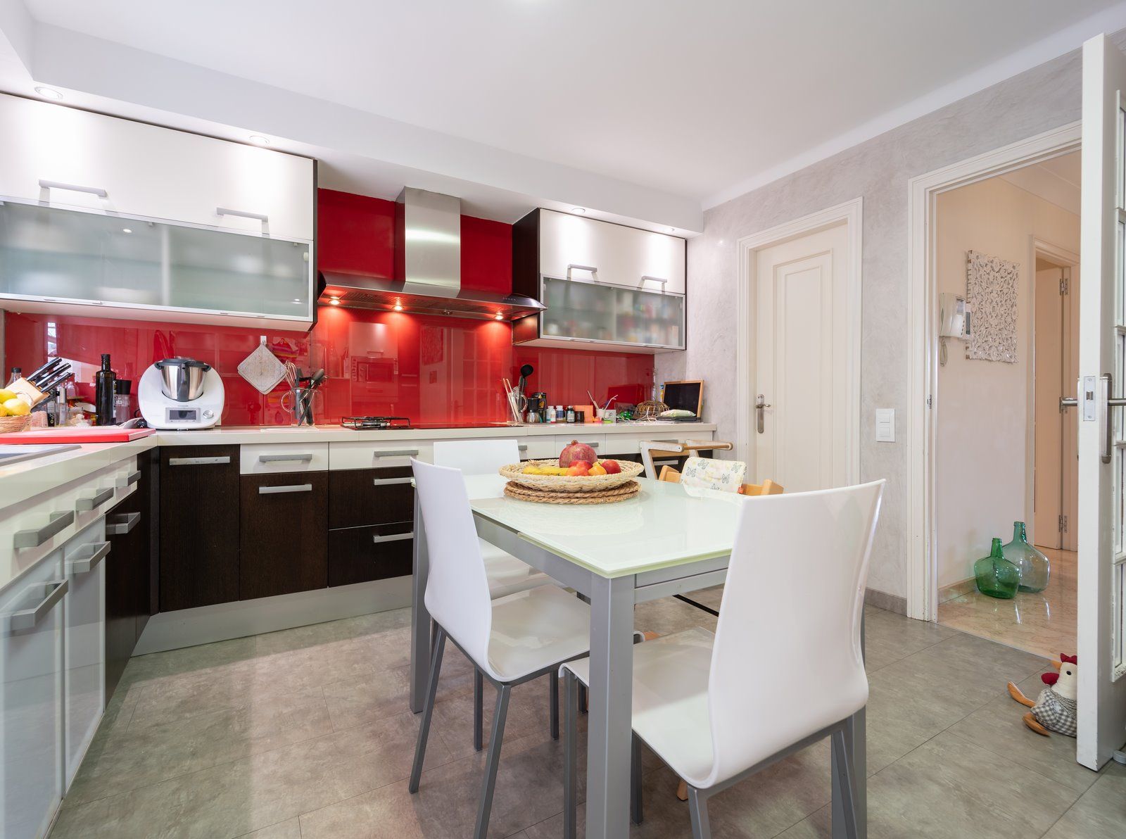 Geräumige 5-Zimmer-Wohnung mit Terrasse und Bergblick in Palma