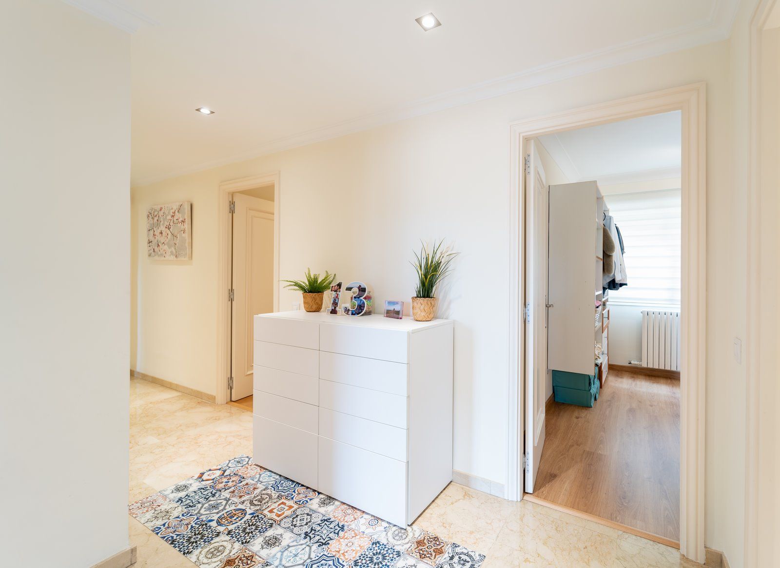 Geräumige 5-Zimmer-Wohnung mit Terrasse und Bergblick in Palma