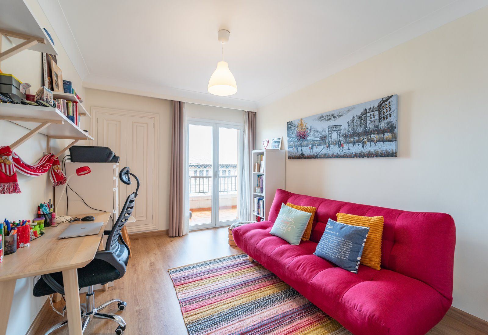 Geräumige 5-Zimmer-Wohnung mit Terrasse und Bergblick in Palma