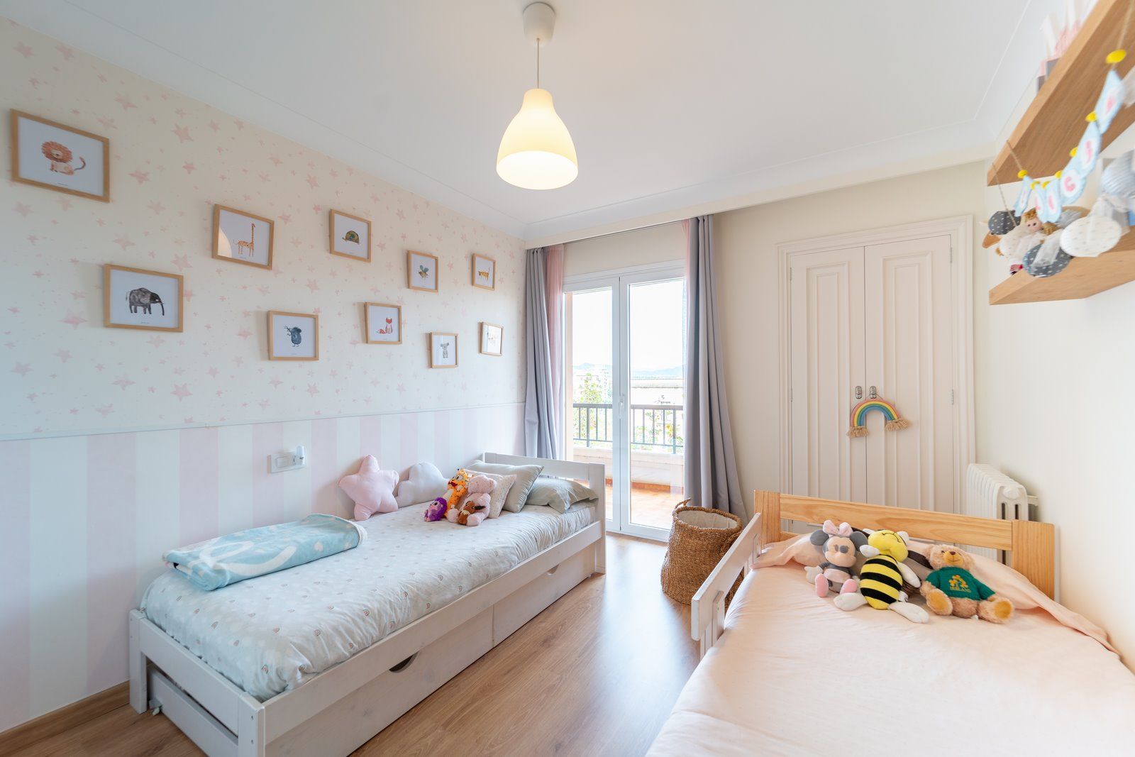 Geräumige 5-Zimmer-Wohnung mit Terrasse und Bergblick in Palma