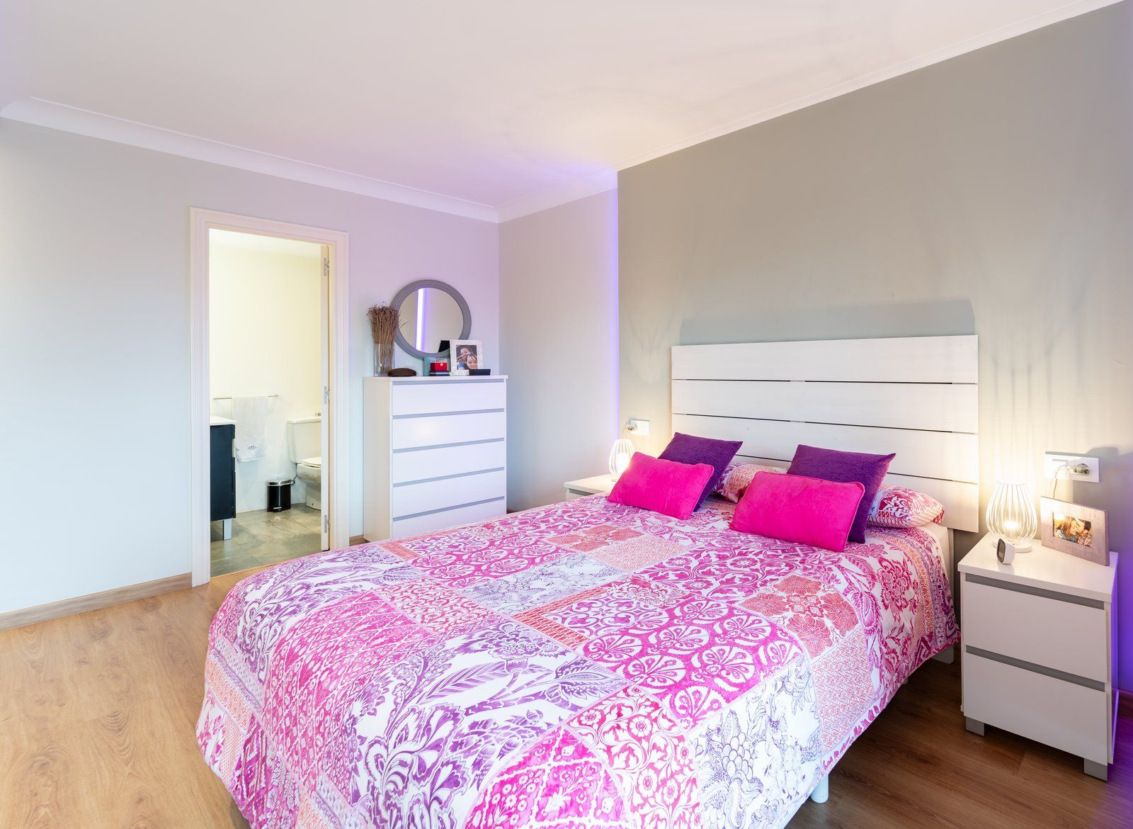 Geräumige 5-Zimmer-Wohnung mit Terrasse und Bergblick in Palma