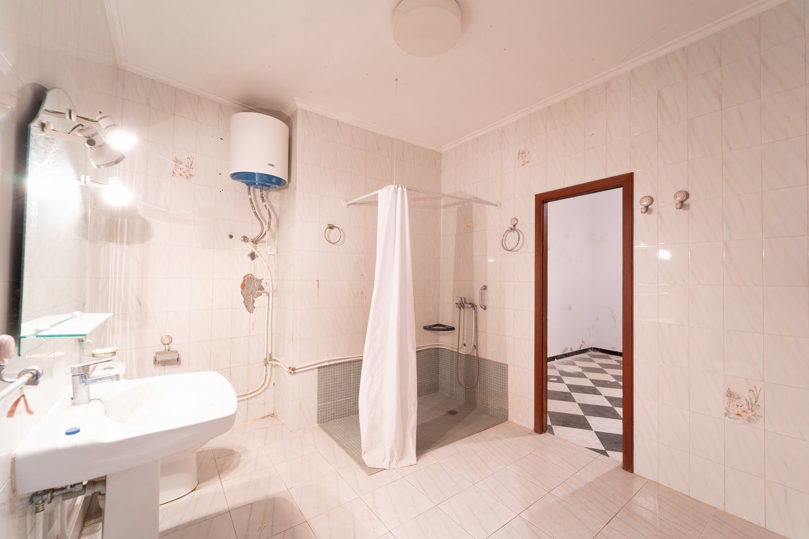 1372-Beautiful-town-house-to-renovate-in-the-heart-of-Porreres-33-Copiar.jpg Casa señorial a reformar en Porreres, 438 m² y 5 dormitorios