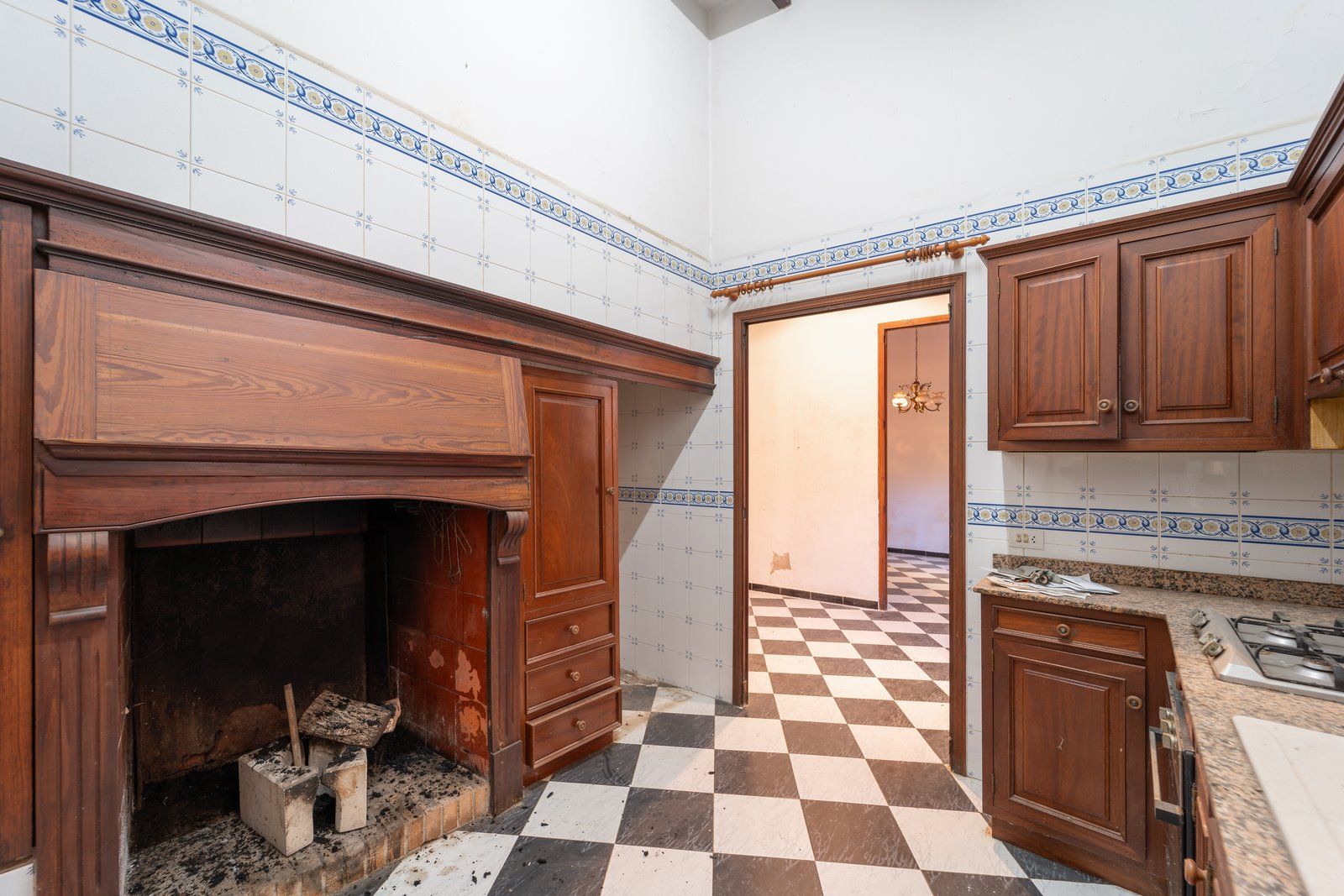 1372-Beautiful-town-house-to-renovate-in-the-heart-of-Porreres-39-Copiar.jpg Casa señorial a reformar en Porreres, 438 m² y 5 dormitorios