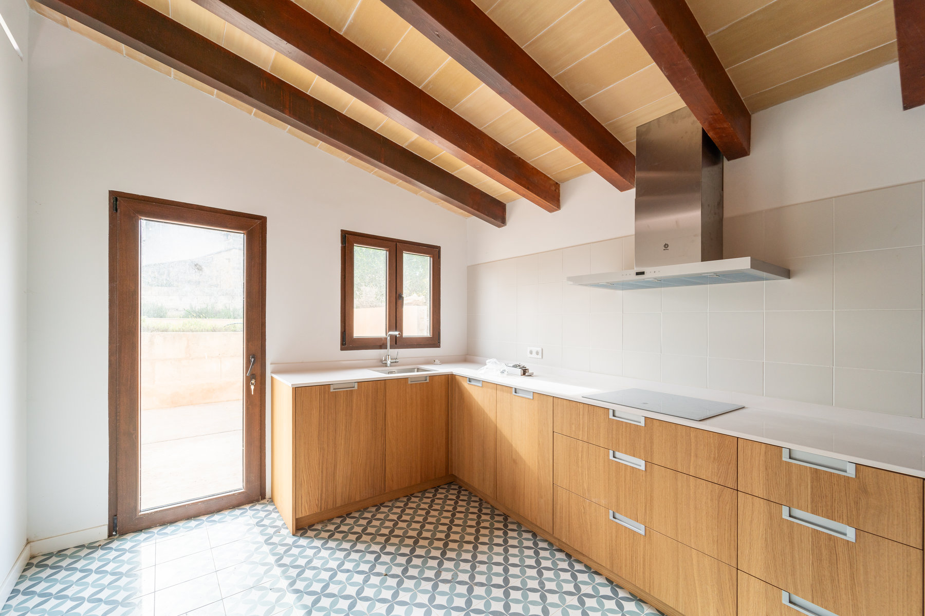1391-Beautifully-renovated-windmill-to-rent-in-Manacor-10.jpg Historische Windmühle mit Pool zur Miete in Manacor Mallorca