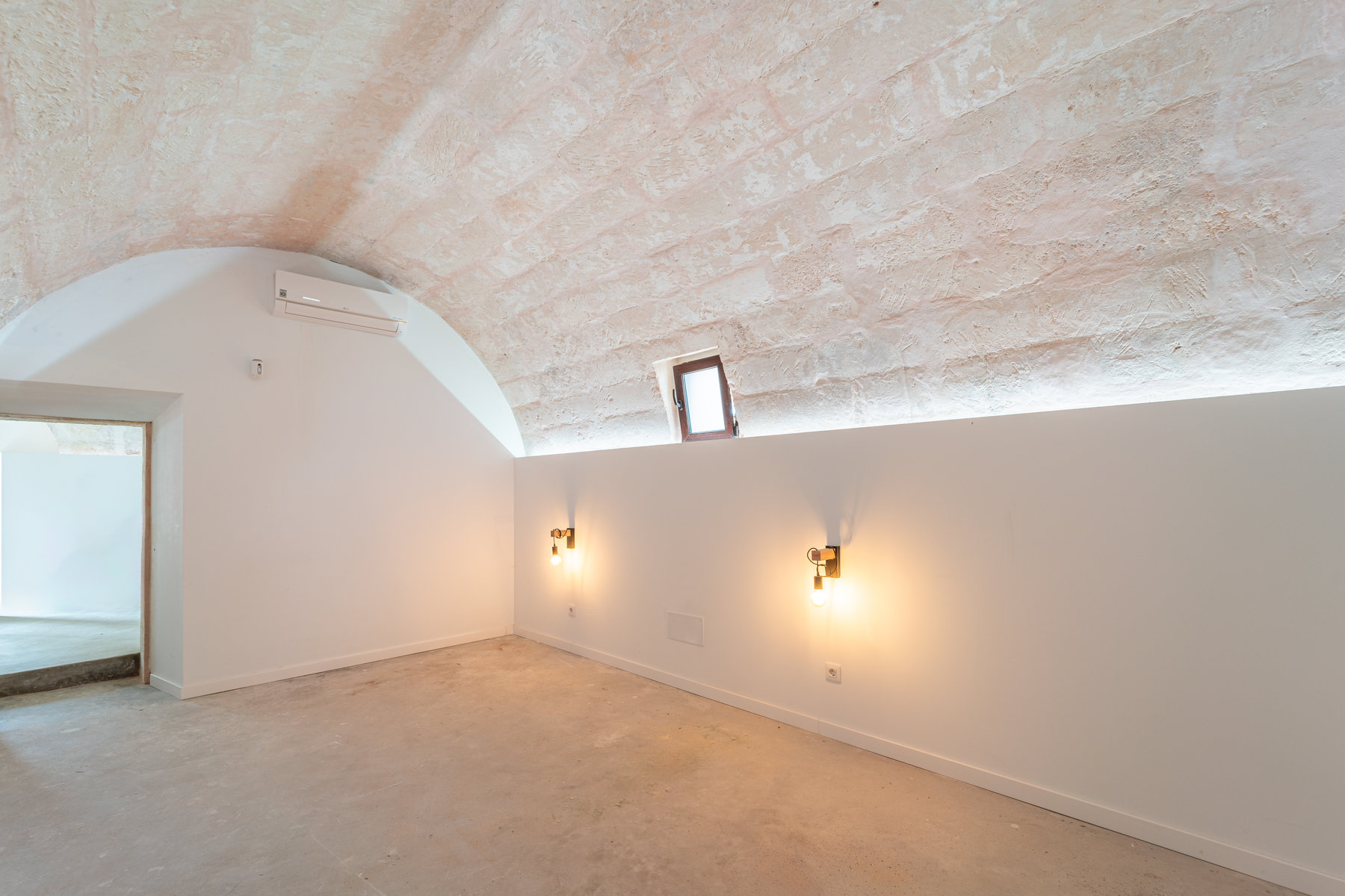 1391-Beautifully-renovated-windmill-to-rent-in-Manacor-14.jpg Historische Windmühle mit Pool zur Miete in Manacor Mallorca