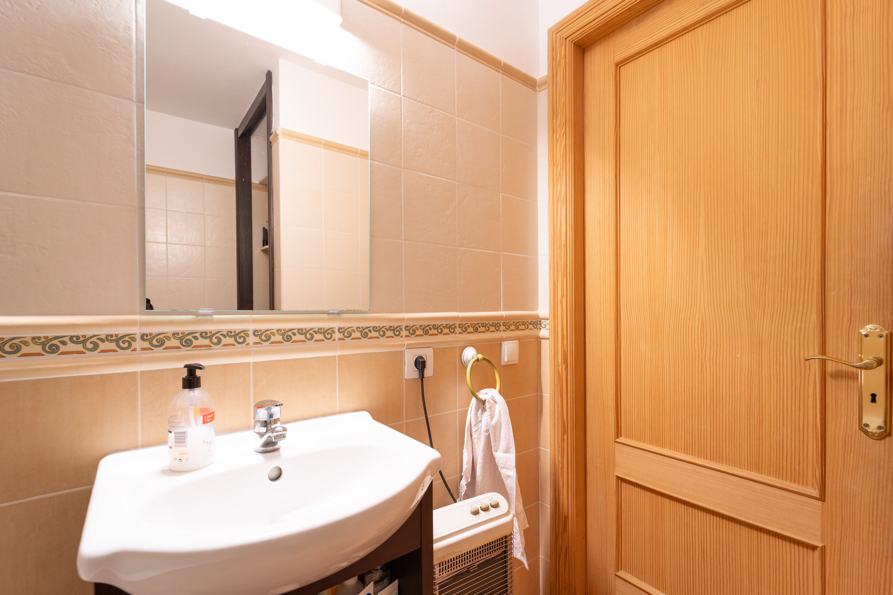 Piso luminoso de 3 habitaciones en venta en Campos, Mallorca