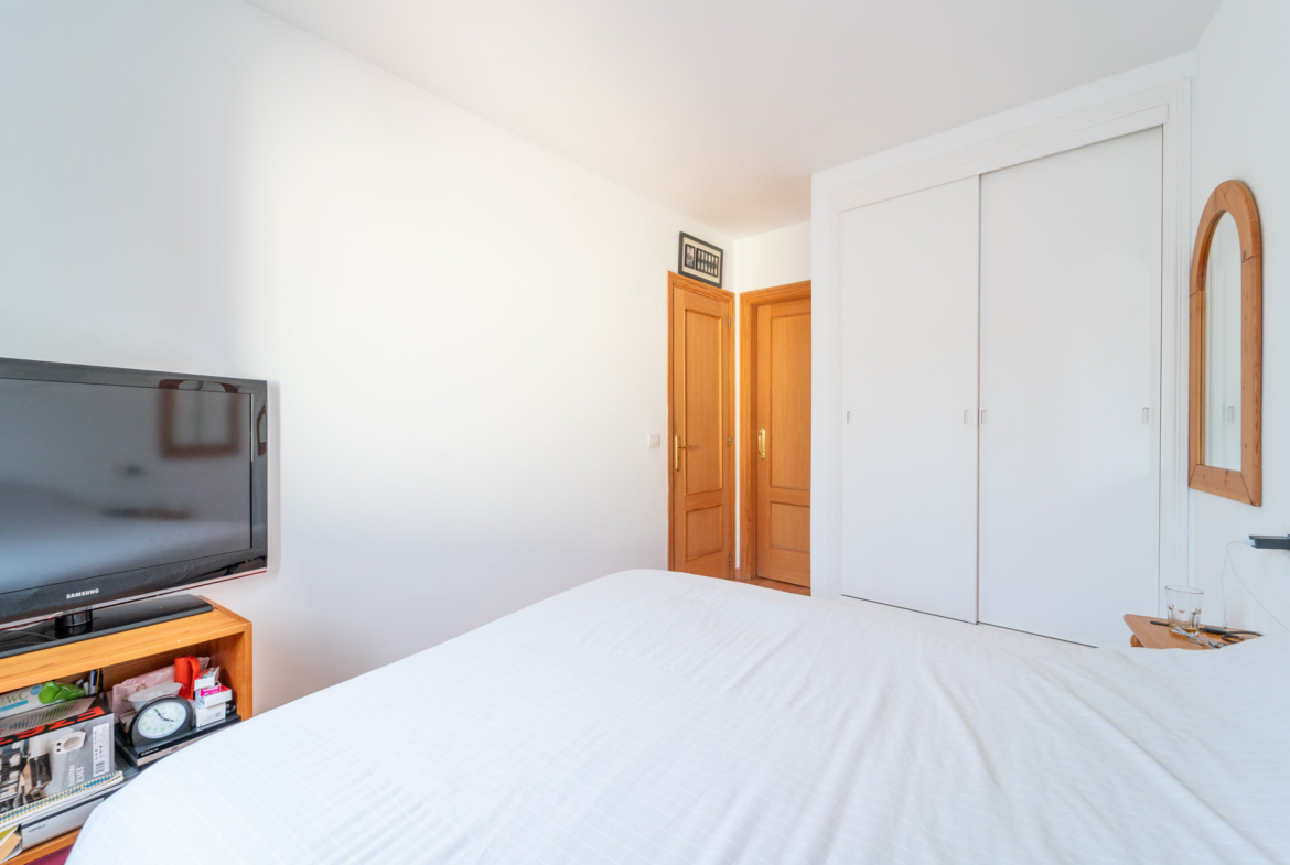 Piso luminoso de 3 habitaciones en venta en Campos, Mallorca