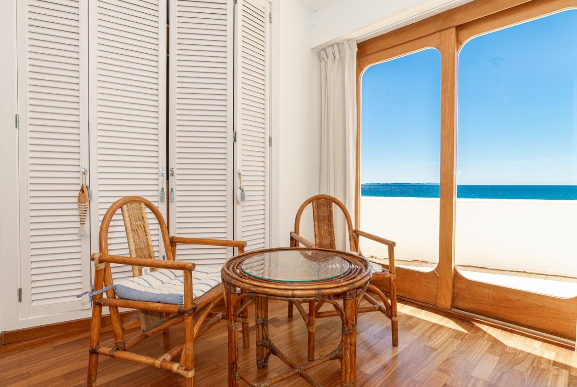 Villa en primera línea de mar en Sa Rápita, Campos