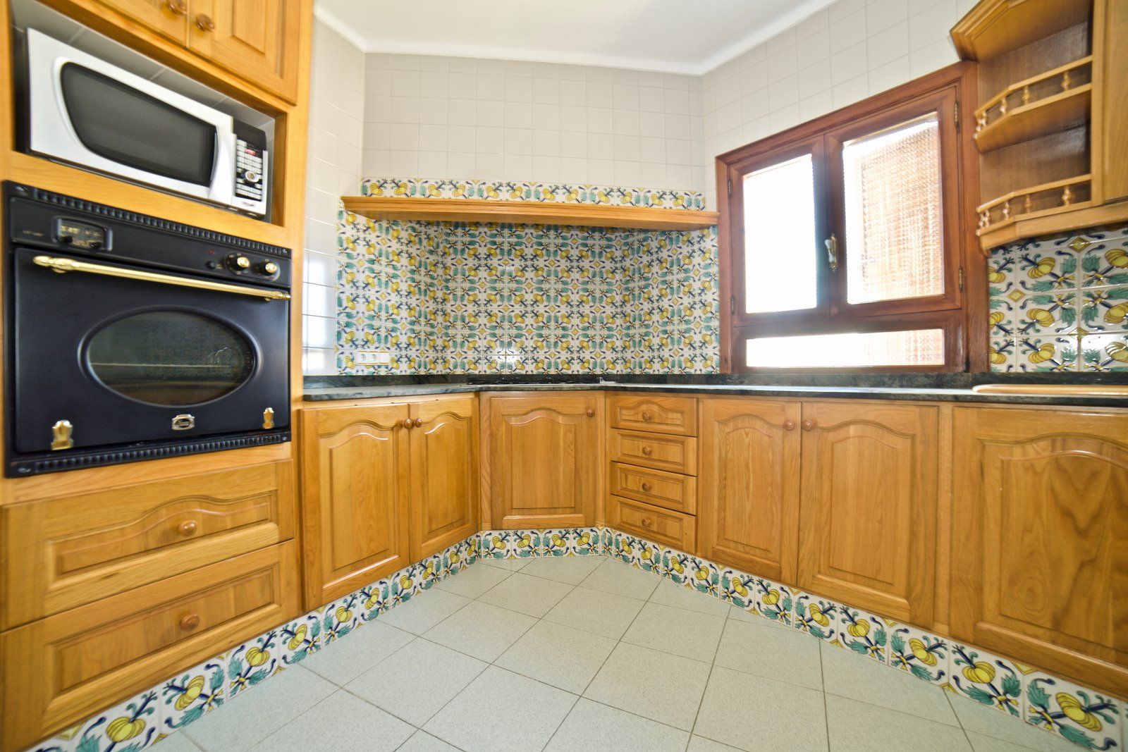14-1161-Villasyfincasmallorca.jpg Penthouse zur Miete in Campos: 4 Schlafzimmer, 205 m²