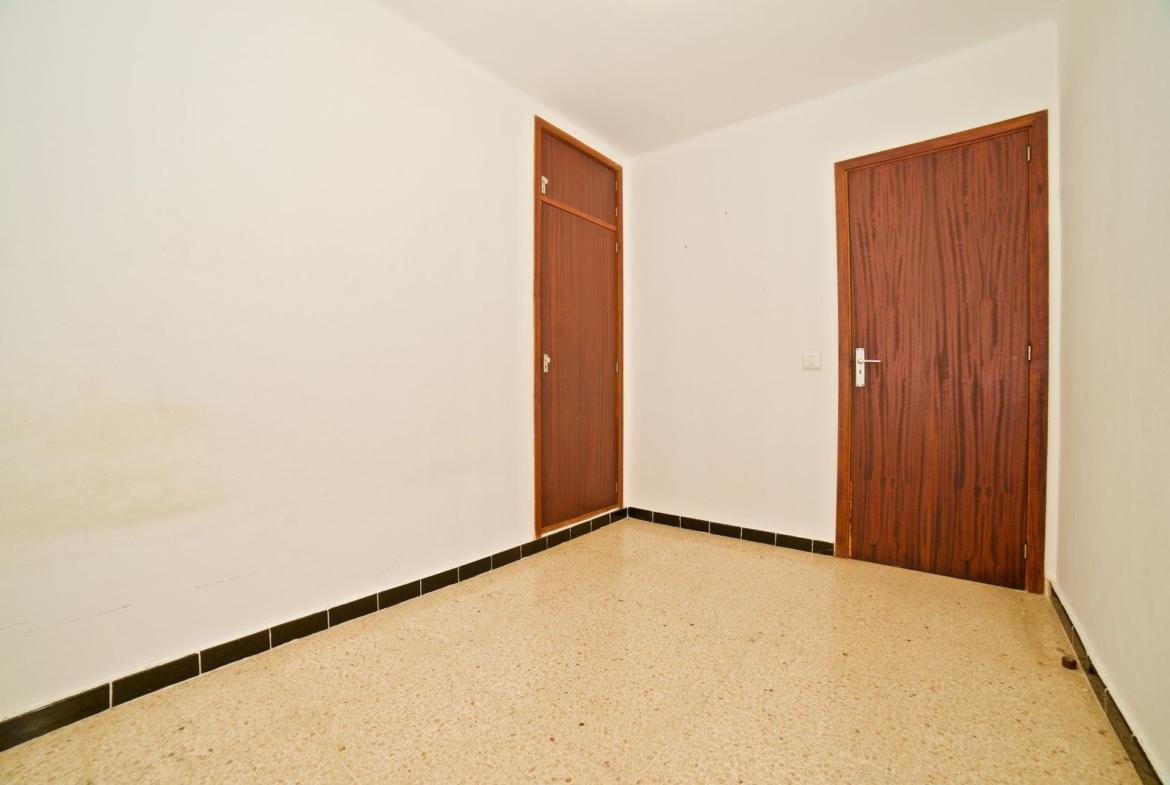 Piso con terraza junto al puerto en Colonia de Sant Jordi